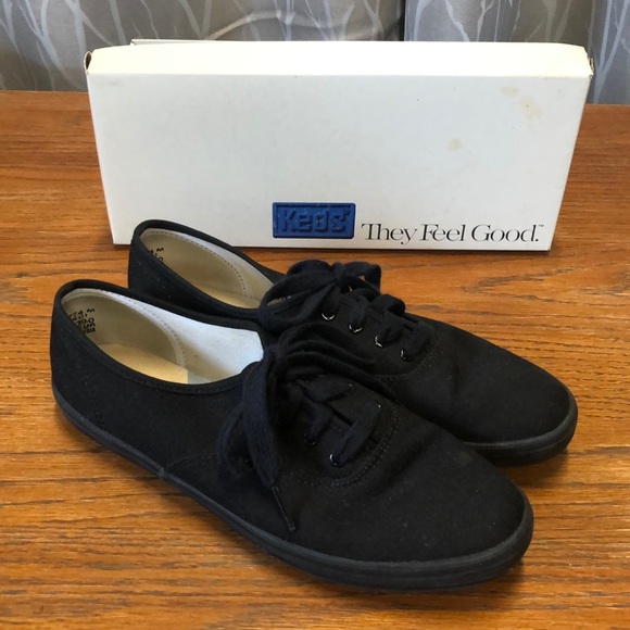 Keds black tennis shoes size 7.5M